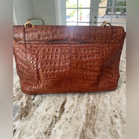 LAI authentic crocodile gold chain purse - Picture 2 of 10